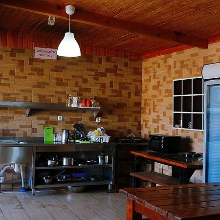 Guest House Alashara Pizunda Bagian luar foto